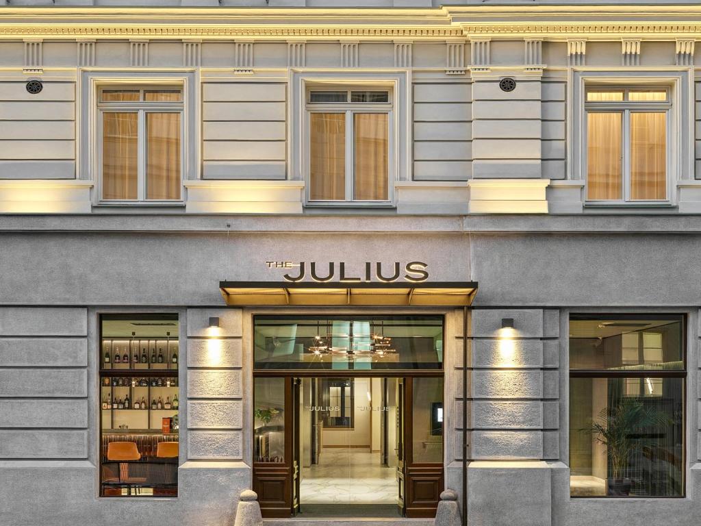 The Julius Prague 5 star hotels in prague